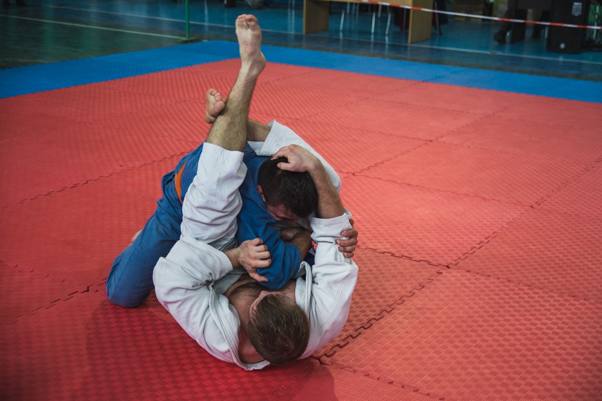 А также использовали боевые приемы