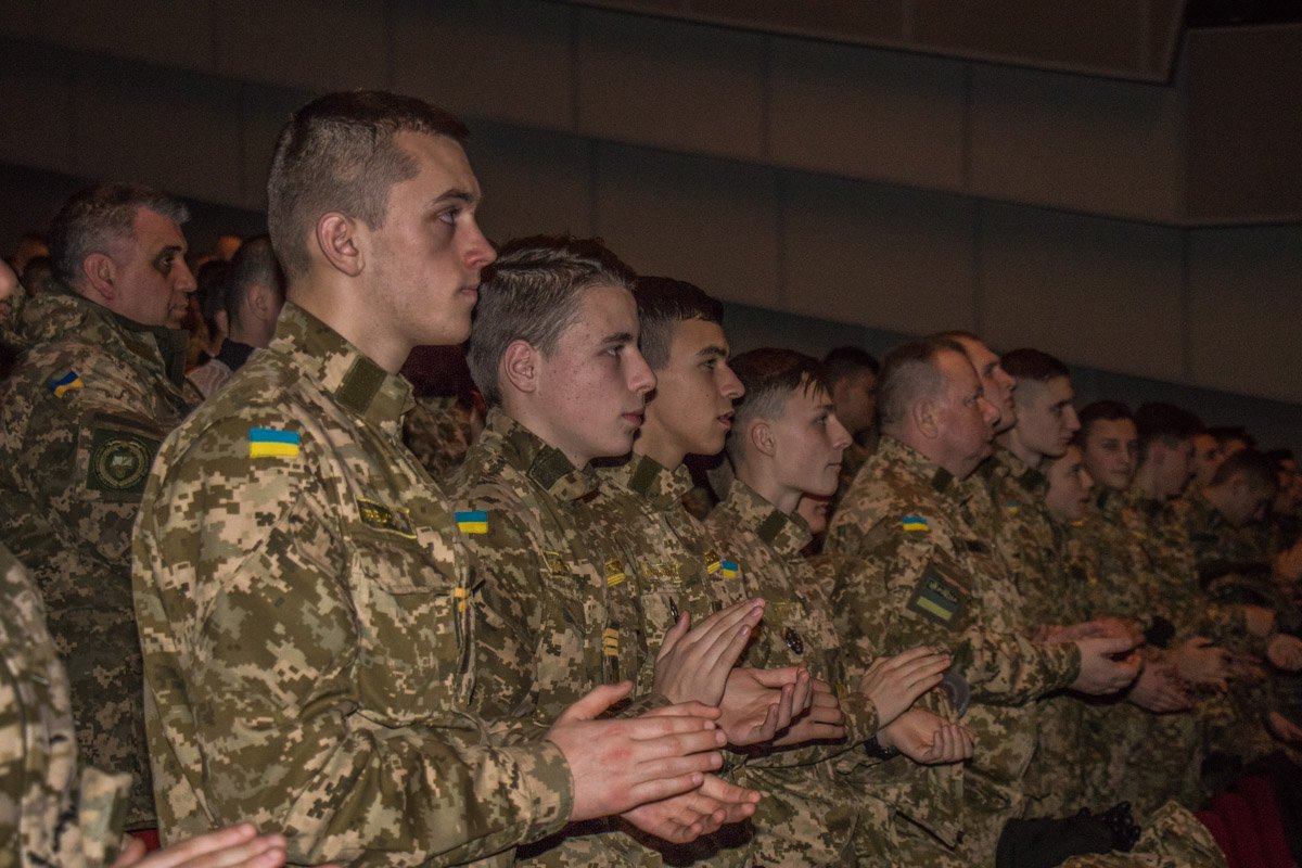 Фильм заставил задуматься о многом Фильм заставил задуматься о многом