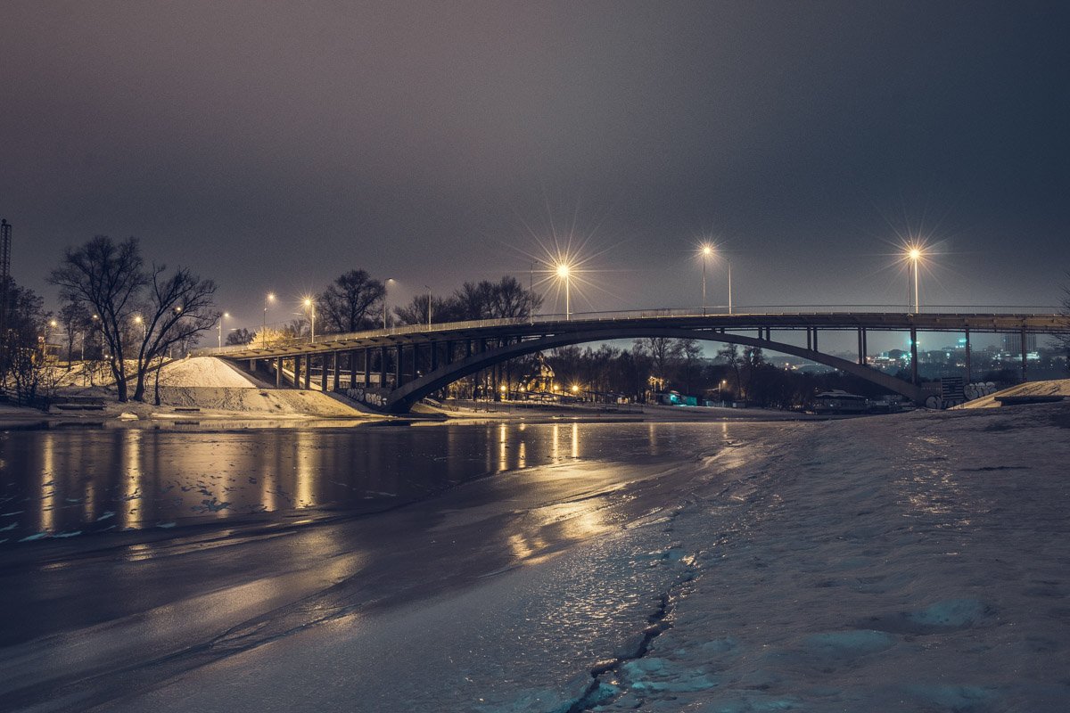 Что ты сегодня покажешь, холодное зеркало?