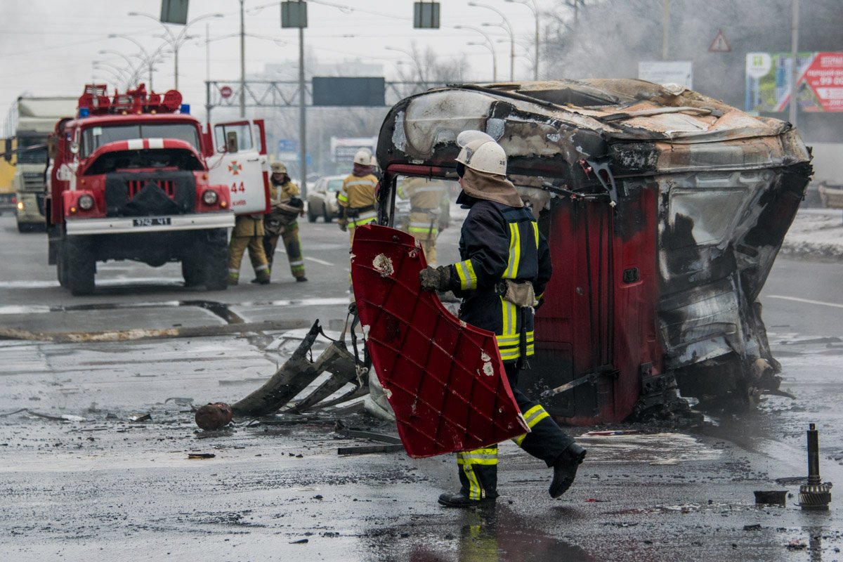Спасатели и пожарные прибыли оперативно