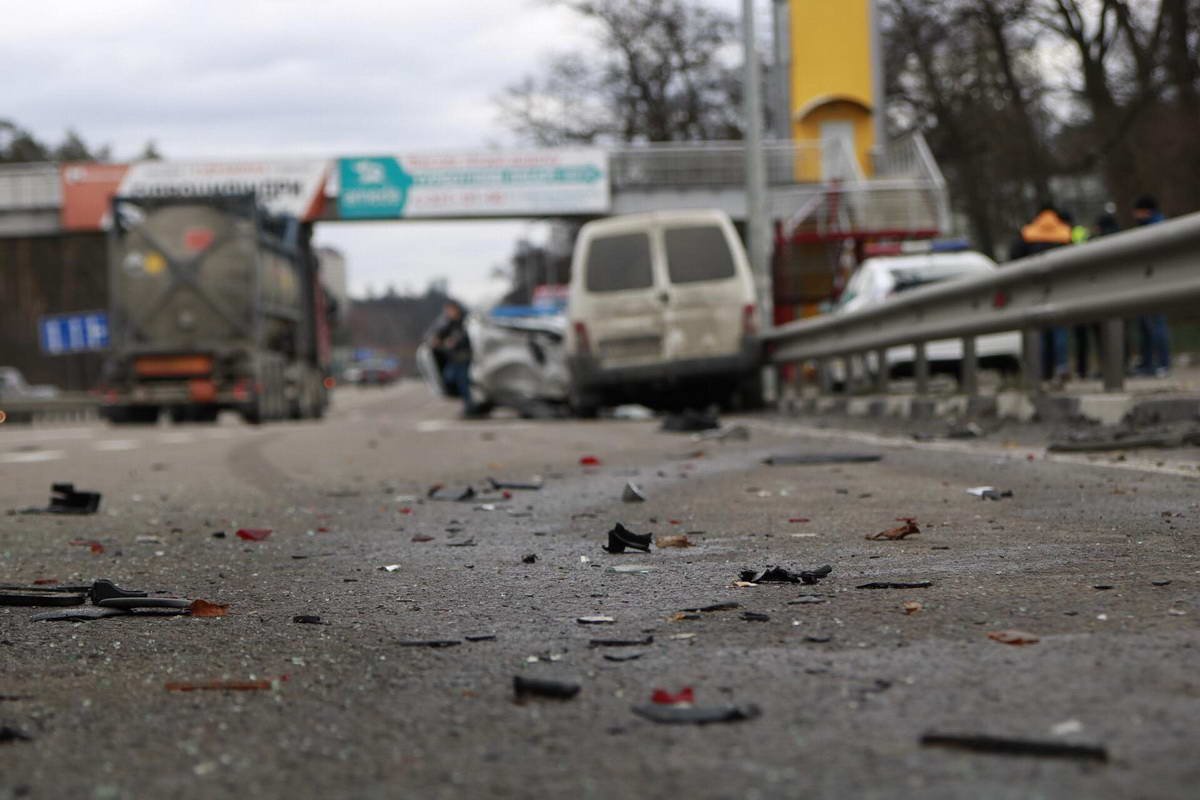 На месте работают патрульные и СОГ
