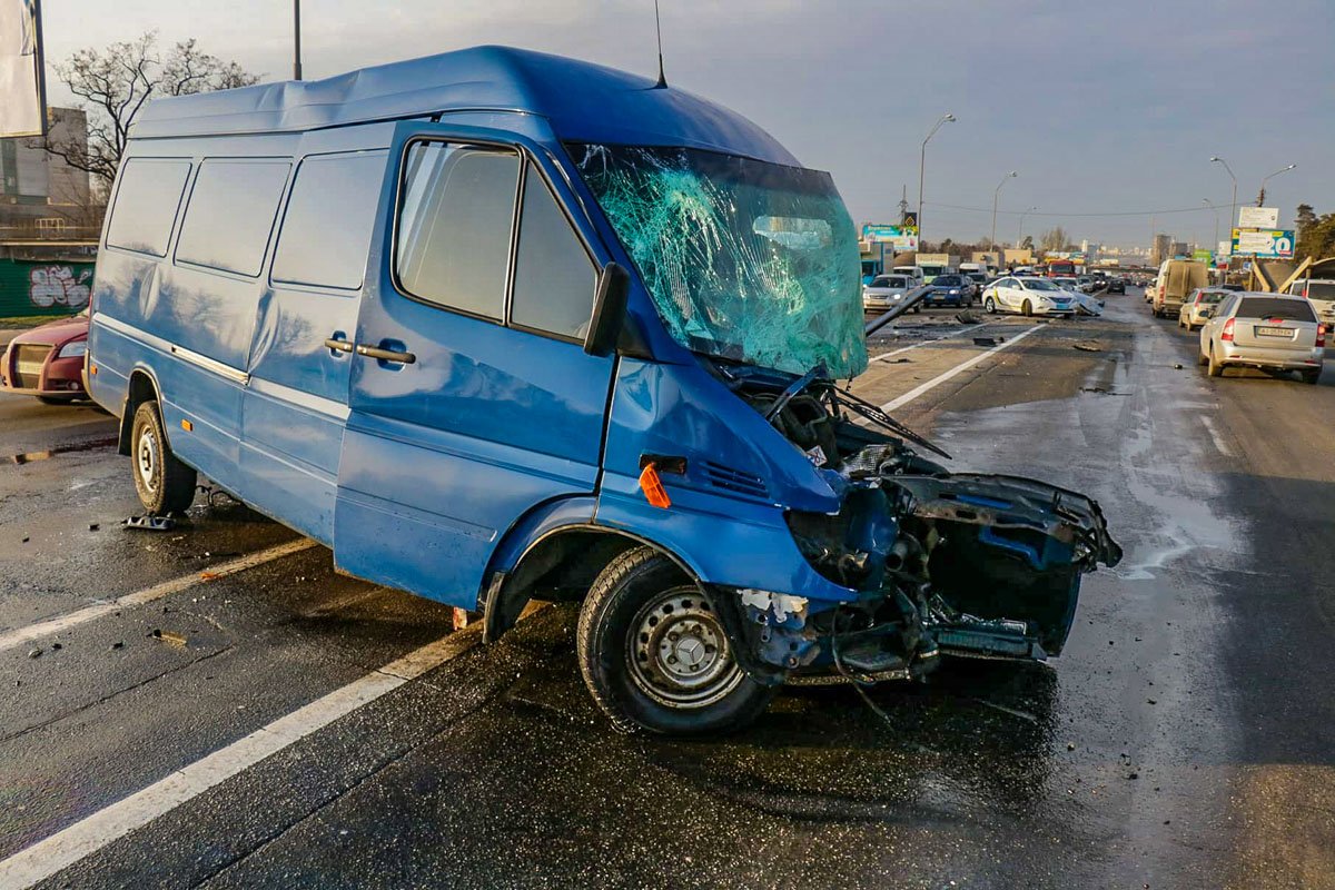 Mercedes Sprinter - "жертва" удара Opel Signum