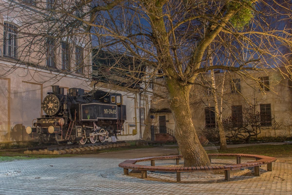 Если внимательно присмотреться, то можно увидеть на этом фото привидение 