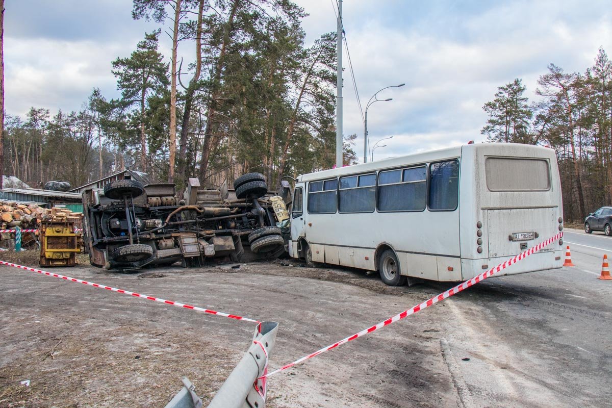 На Минском шоссе произошло ДТП На Минском шоссе произошло ДТП