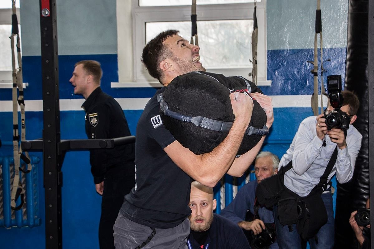 Некоторые в борьбе за титул лучшего выкладывались на полную 