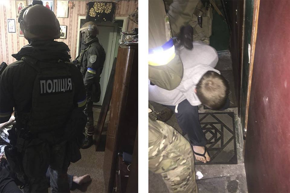 В Киеве задержали мужчин, взорвавших гранатой полицейских в Днепре В Киеве задержали мужчин, взорвавших гранатой полицейских в Днепре