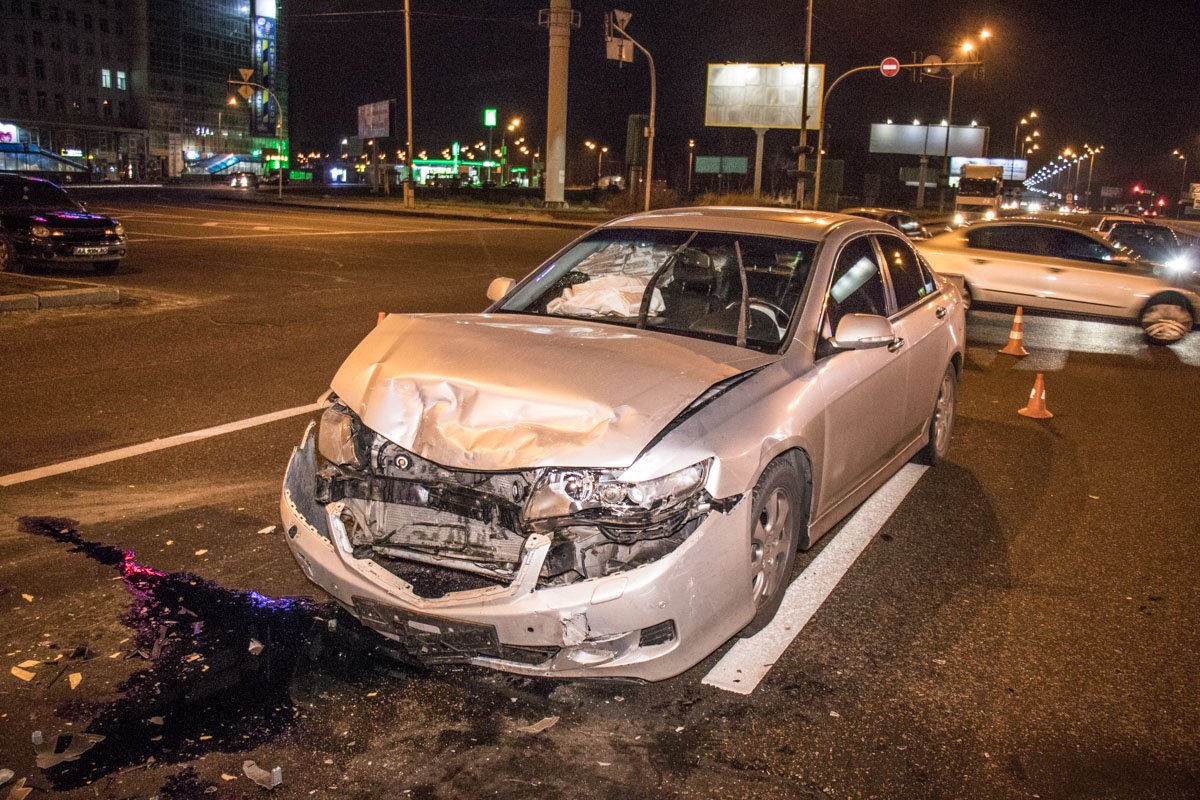 На место аварии прибыли правоохранители