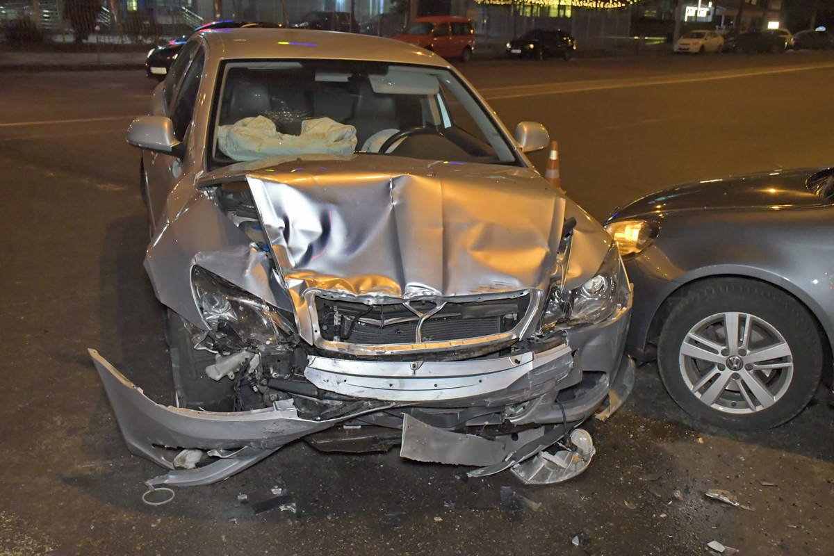 Немец протаранил бок универсала