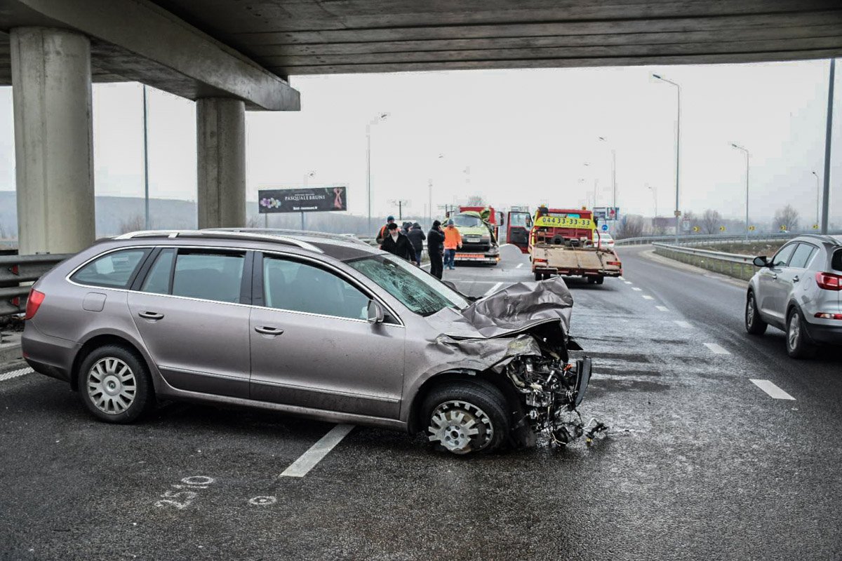 Очевидцы винят водителя чешского авто в происшествии. Самого водителя Superb отправили на экспертизу Очевидцы винят водителя чешского авто в происшествии. Самого водителя Superb отправили на экспертизу