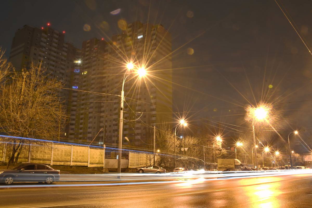 Огни большого города на проспекте Науки