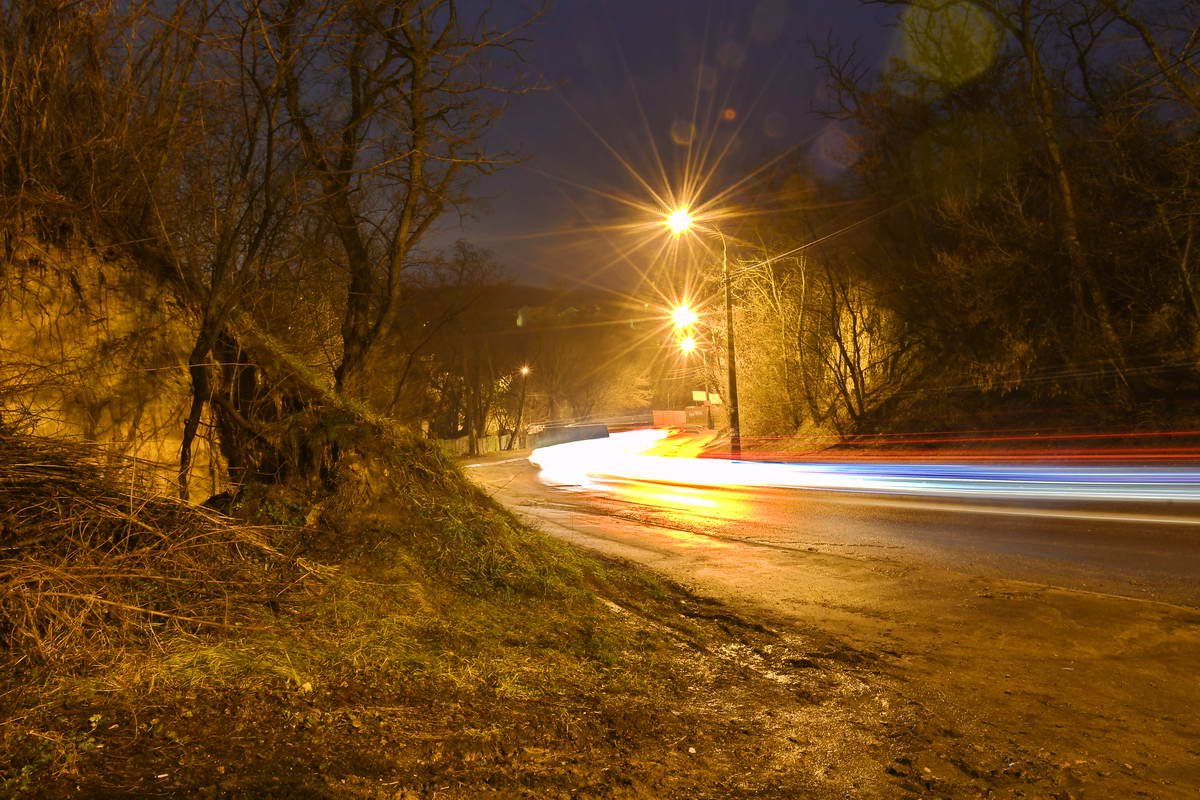 Есть в этой местности и такие отдаленные и совсем незастроенные участки