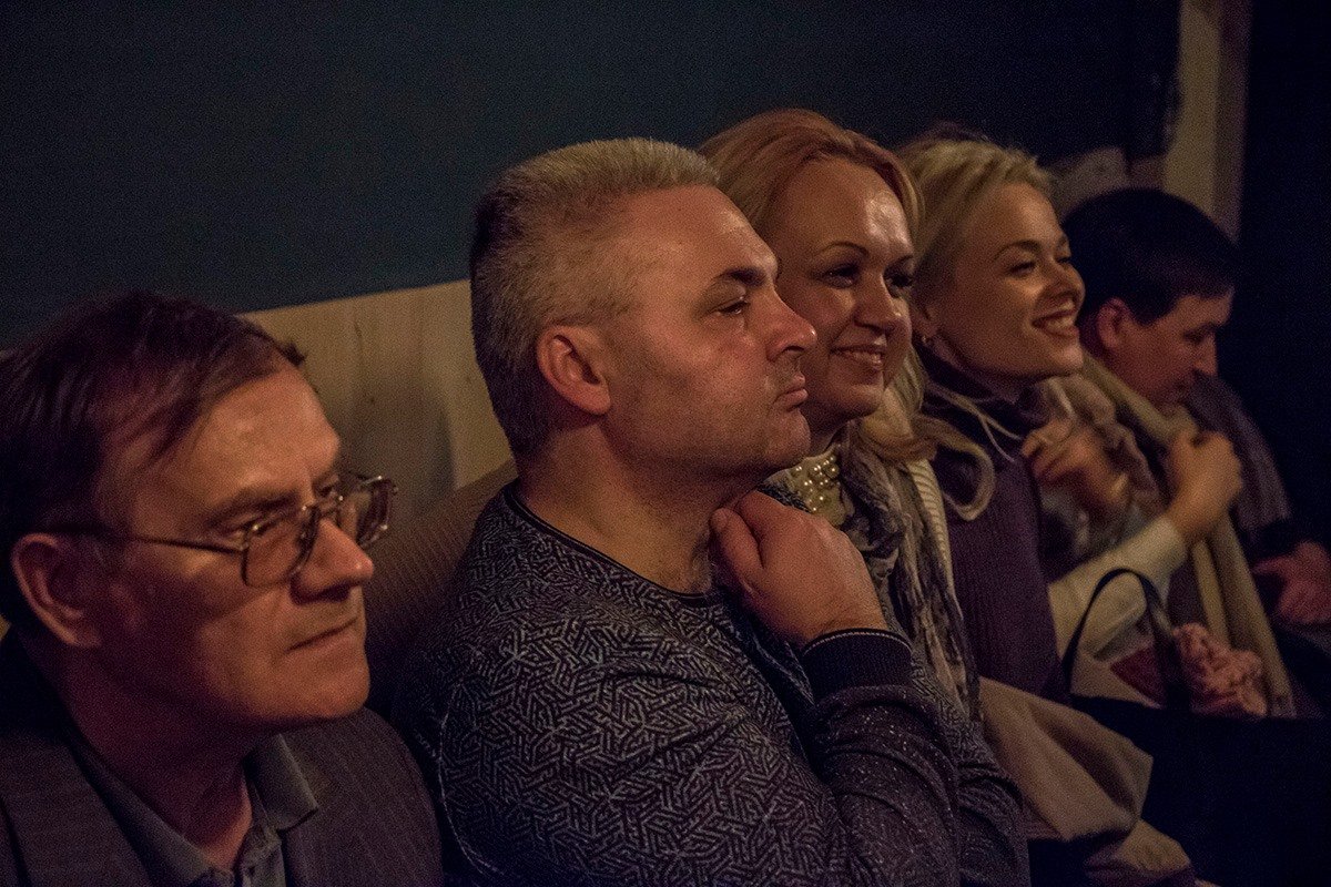 Присутствующим показали фильм Балаяна "Полеты во сне и наяву" 