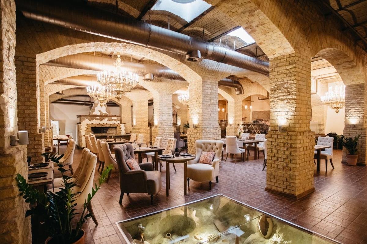 Отличное сочетание камня и дерева Отличное сочетание камня и дерева