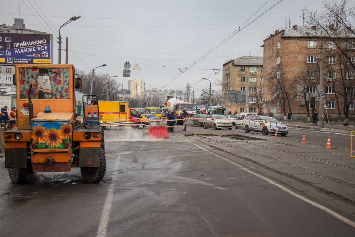 Из-за аварии остановилось движение 22 трамвая