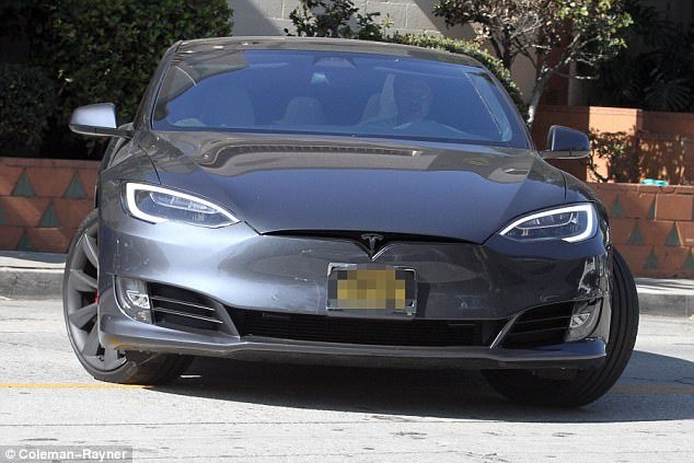 Брэд Питт в Калифорнии стал виновником тройного ДТП 