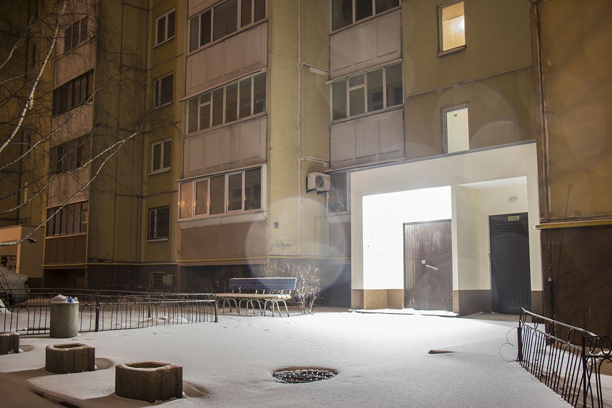 Кадетский Гай спит, из дома еще никто не выходил Кадетский Гай спит, из дома еще никто не выходил