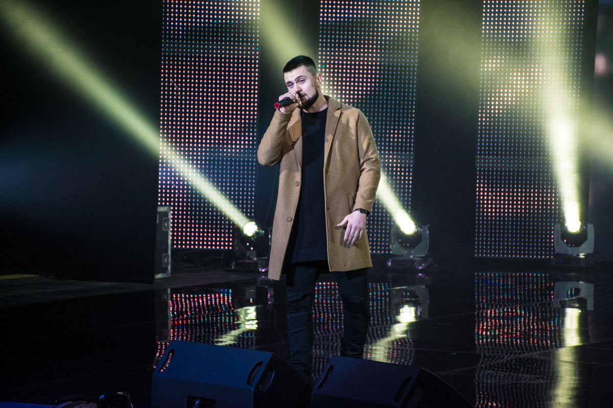 Ярмак открыл праздничный концерт Ярмак открыл праздничный концерт