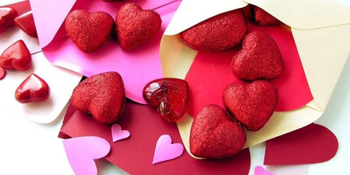 Поздравления с Днем святого Валентина 2018: короткие СМС в стихах на день влюбленных 14 февраля 2