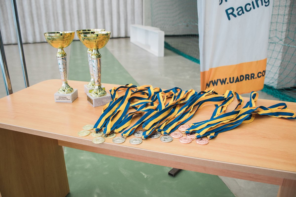 Награды дожидаются своих героев