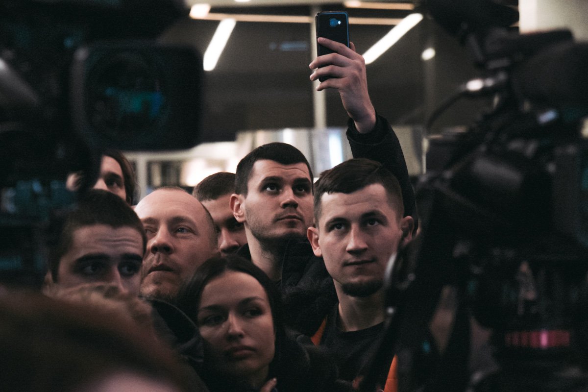 В холле ТРЦ было не протолкнуться 