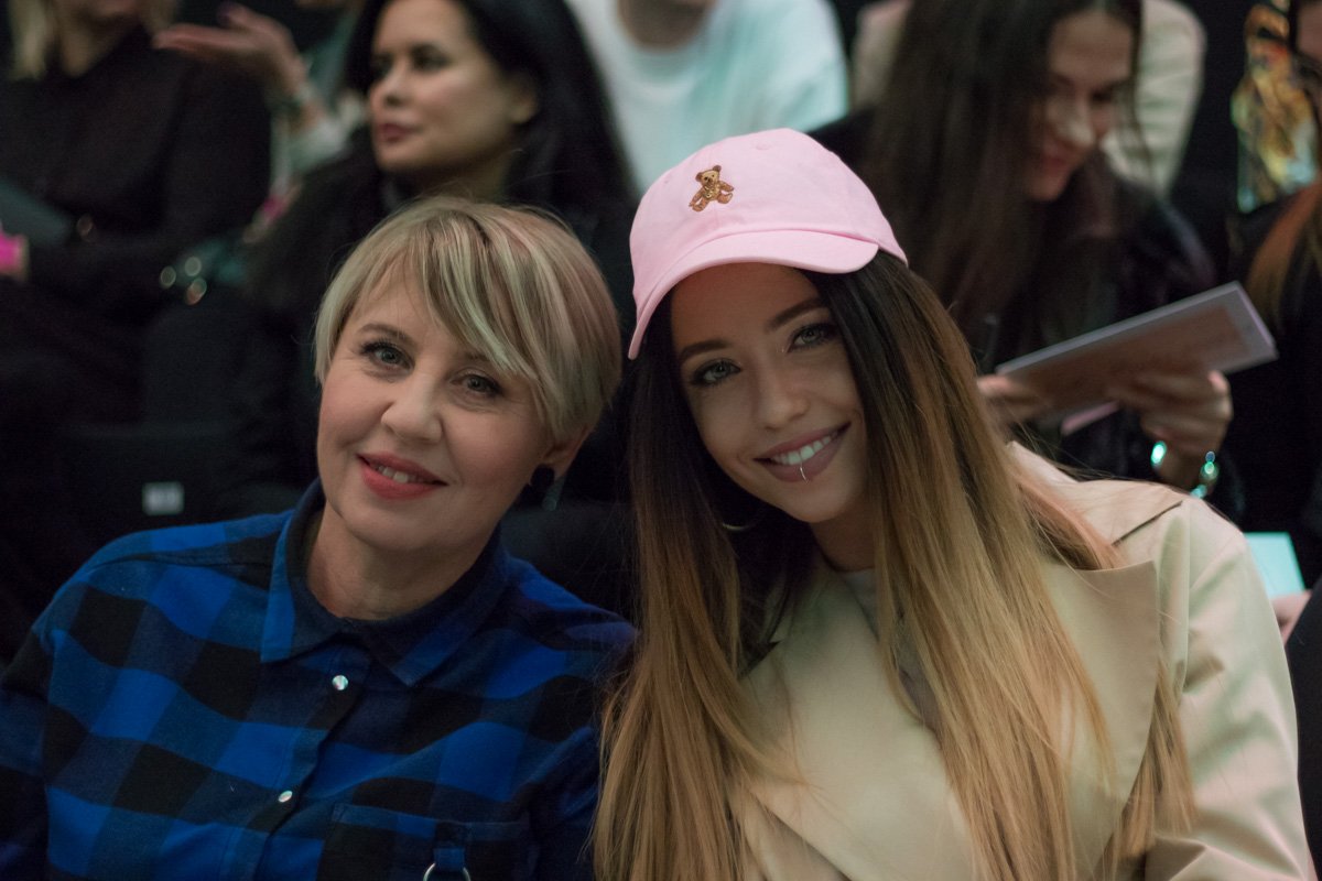 Надя Дорофеева с мамой