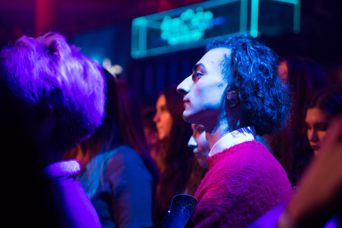 Зрителей собрался полный зал