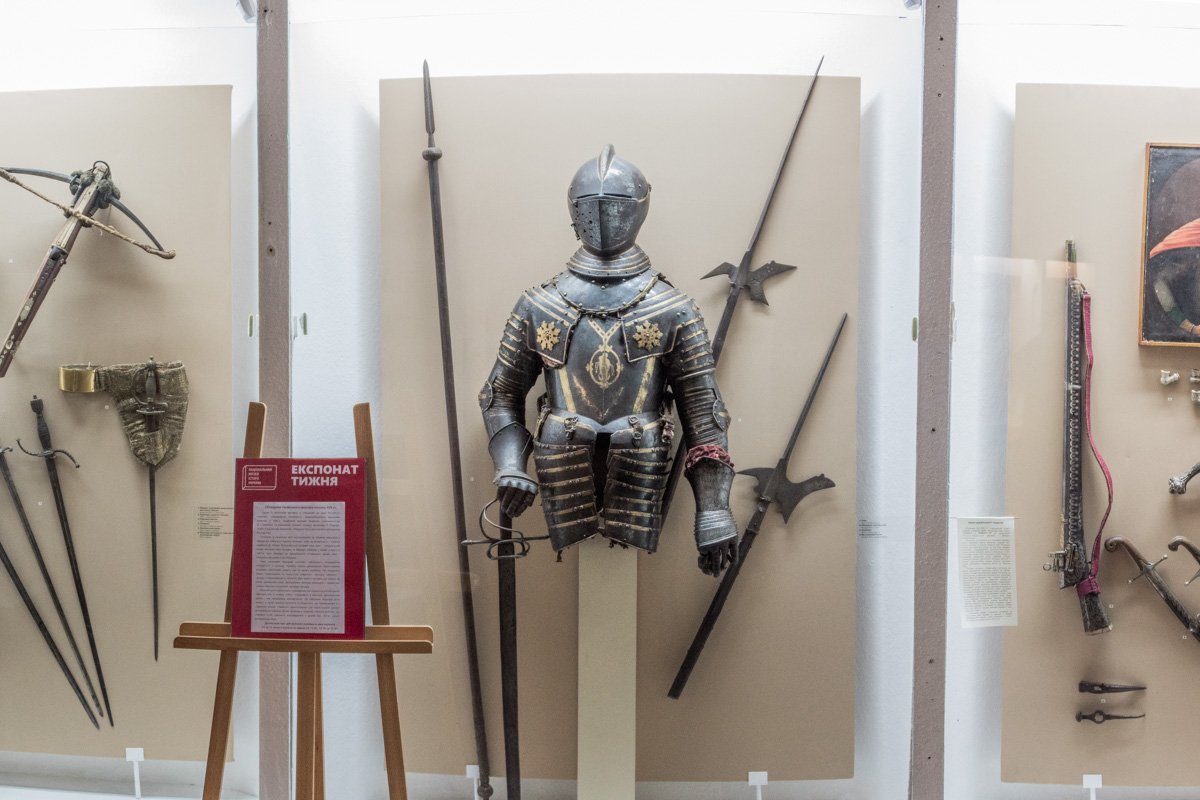 Так выглядели доспехи рыцарей во времена Средневековья Так выглядели доспехи рыцарей во времена Средневековья