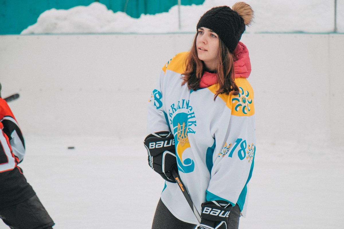 Женская хоккейная команда особенно полюбилась зрителям Женская хоккейная команда особенно полюбилась зрителям