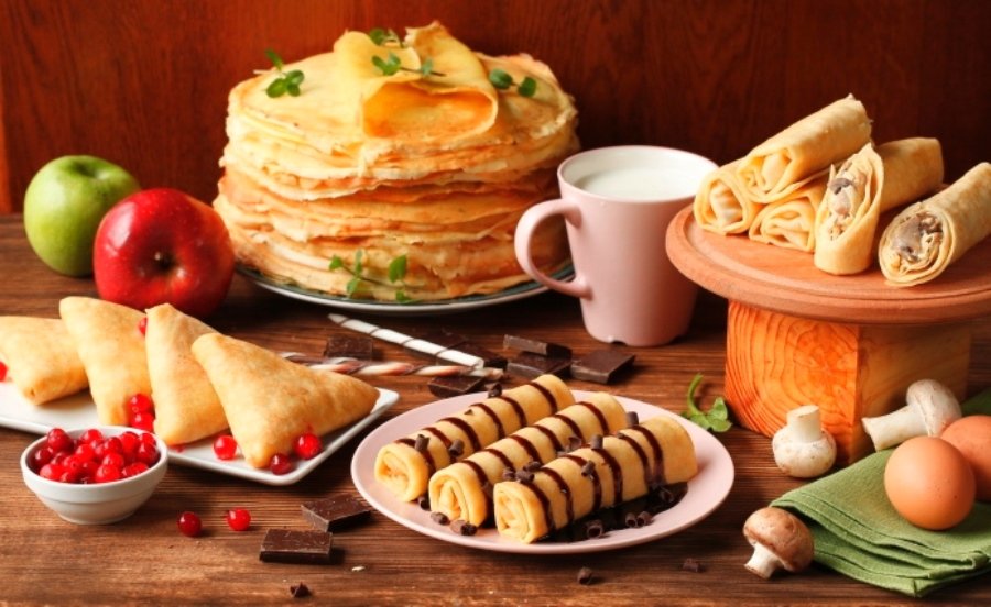 В "Пузатой-хате" предлагают блины как с соленой, так и сладкой начинкой