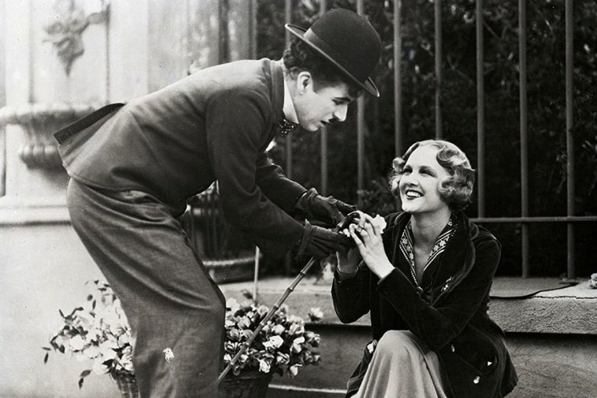 Смотреть немое кино и слушать джаз