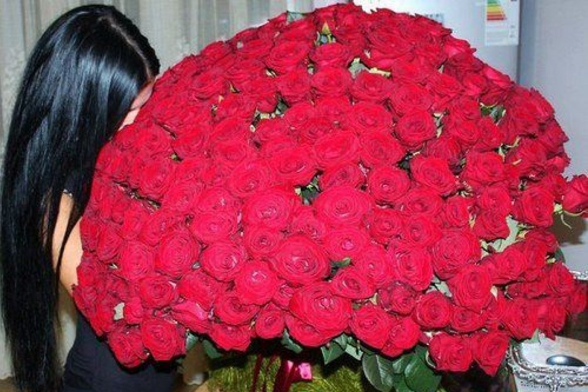 Фото с шикарным дорогим букетом вызовет завить у подруг Фото с шикарным дорогим букетом вызовет завить у подруг