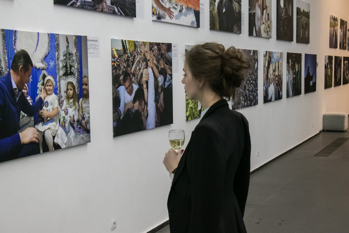 Среди собравшихся были соратники по партии и другие политики