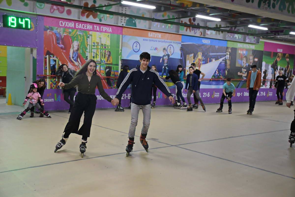 Драйвовые покатушки с любовью за руку Драйвовые покатушки с любовью за руку