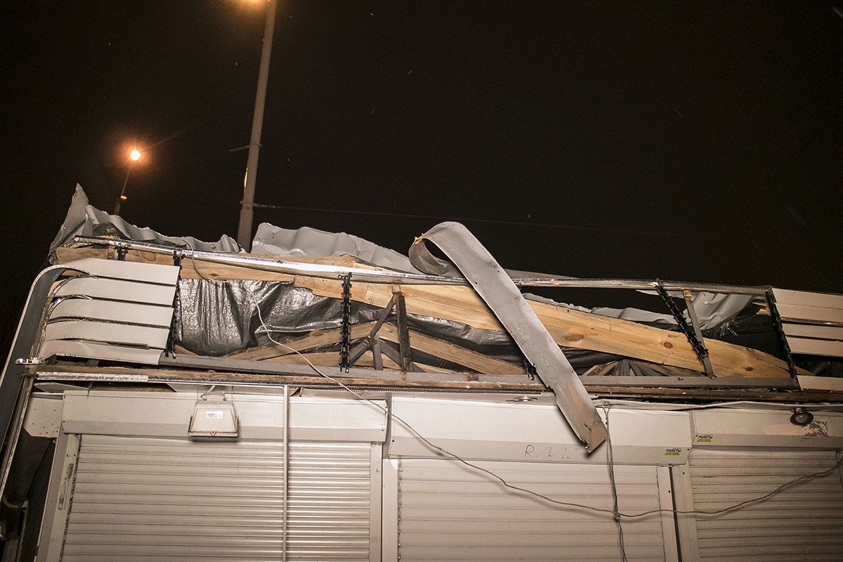 В полете машина повредила МАФы