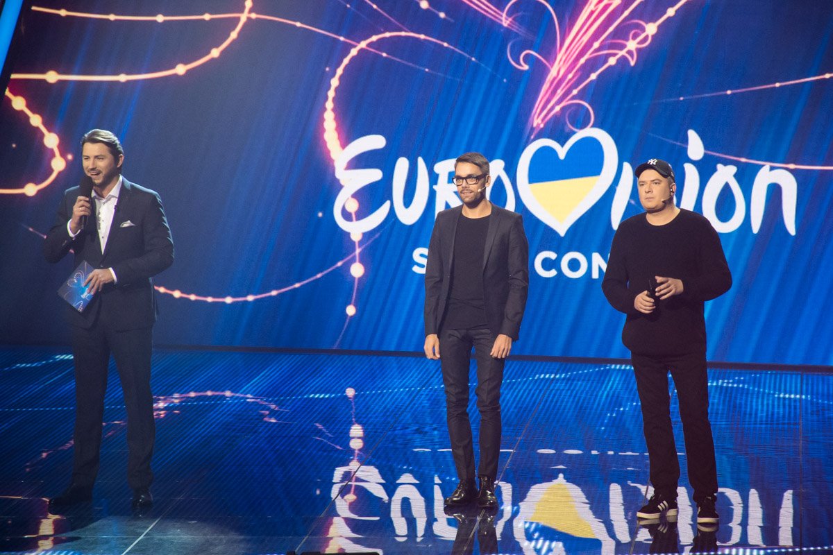 Притула весь вечер подшучивал над Данилко