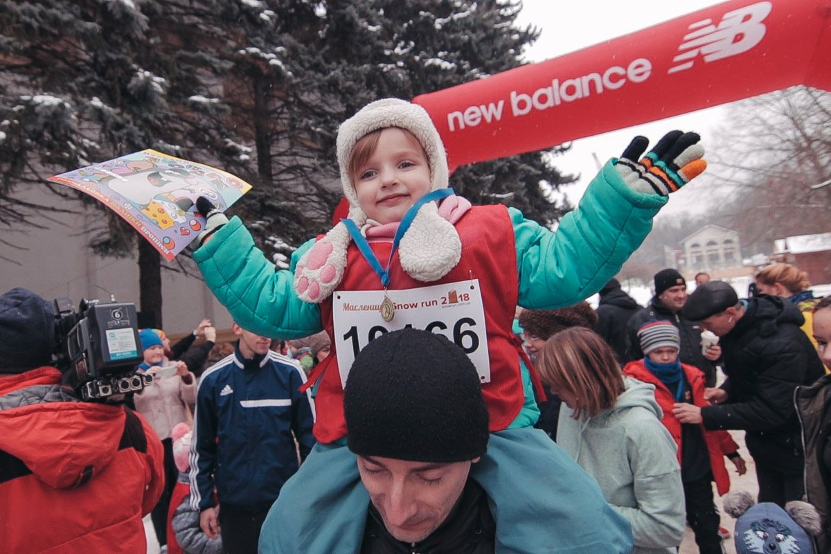 Дети, которые приняли участие в забеги получили медали