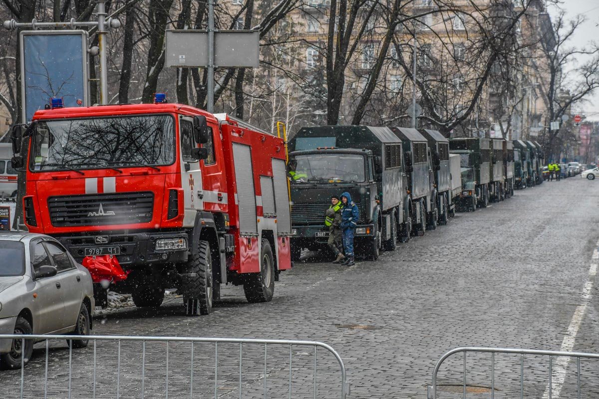 За порядком во время акции следили более 3000 правоохранителей, спасатели и медики 