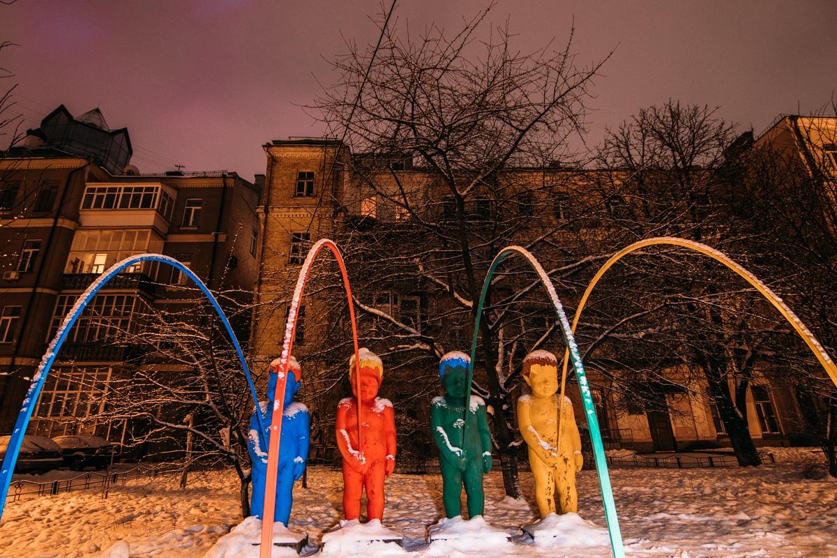 Свой вариант писающих мальчиков в Киеве