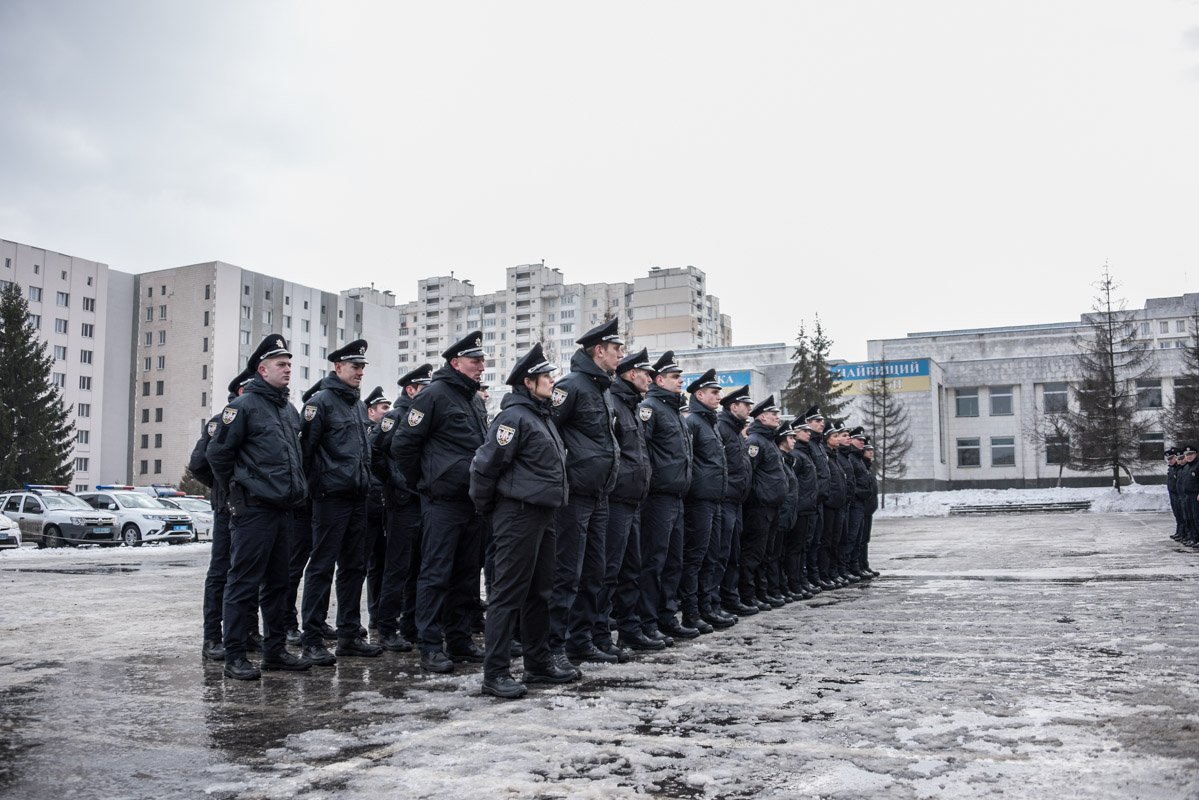 Ряды патрульной полиции пополнили новобранцы 