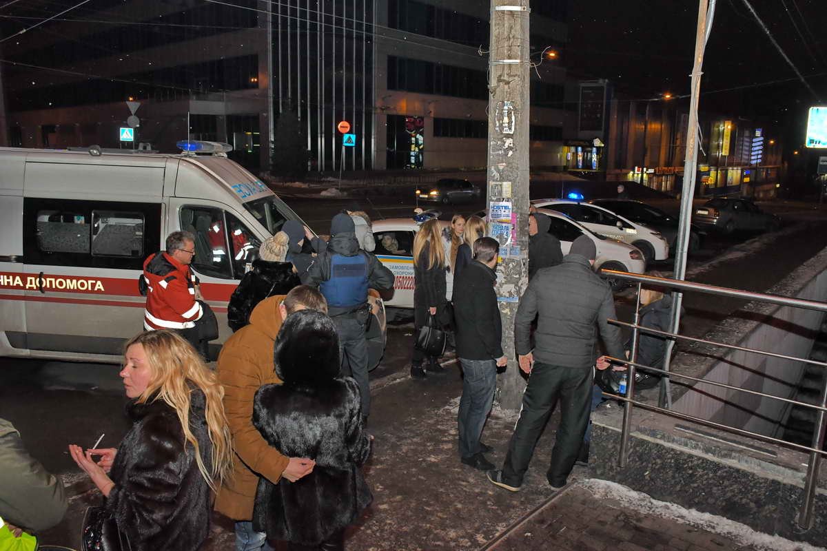 Пострадавшим понадобилась помощь медиков Пострадавшим понадобилась помощь медиков