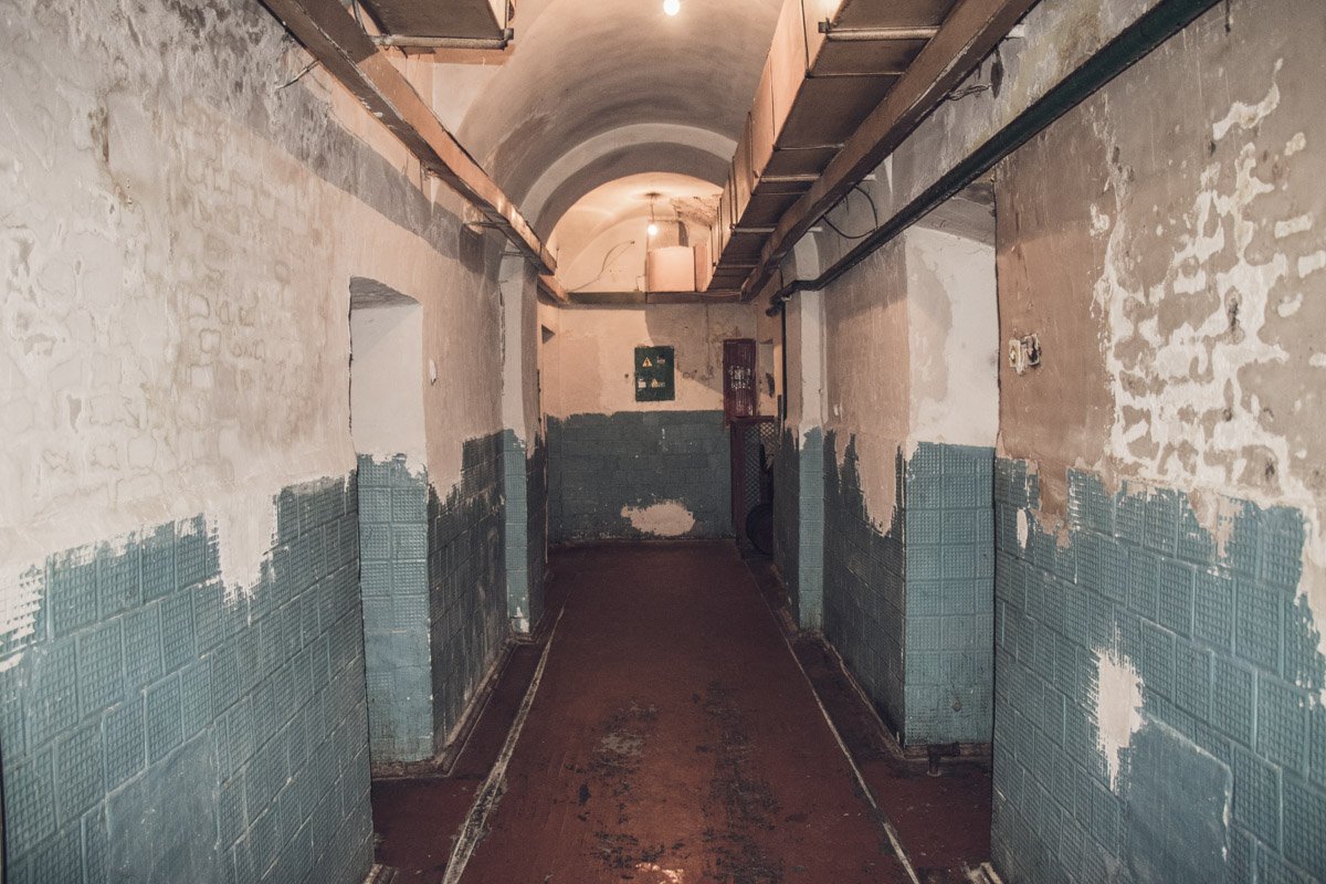 Ремонт начали с женского корпуса, который закрыт с 2014 года