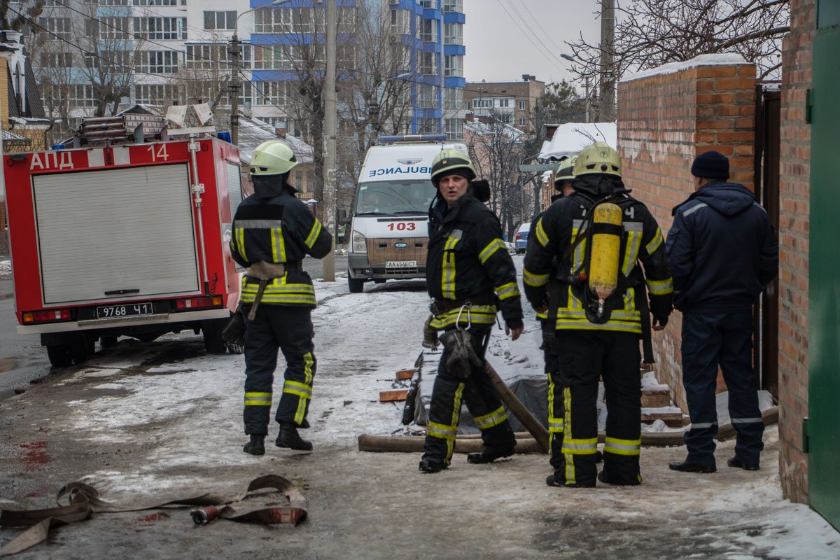 По словам владельца дома, сотрудники ГСЧС оперативно сработали