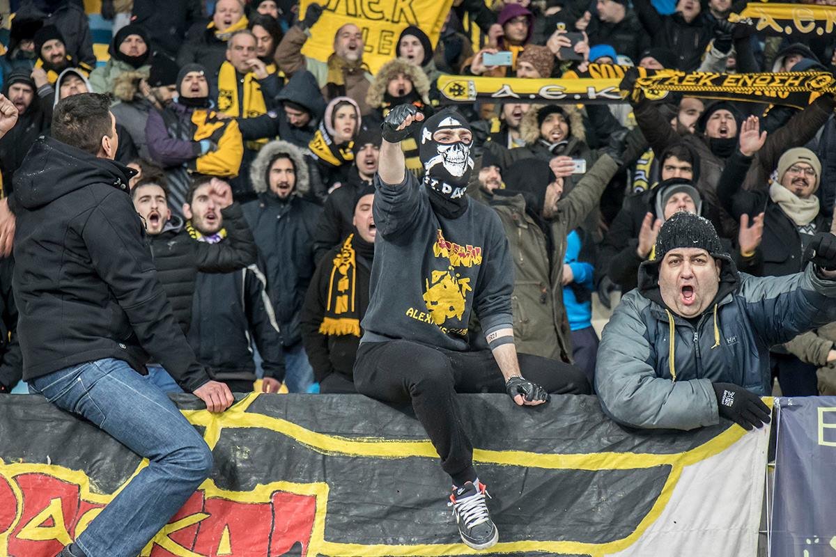 Фанаты АЕКа не смогли перекричать на стадионе наших ультрас