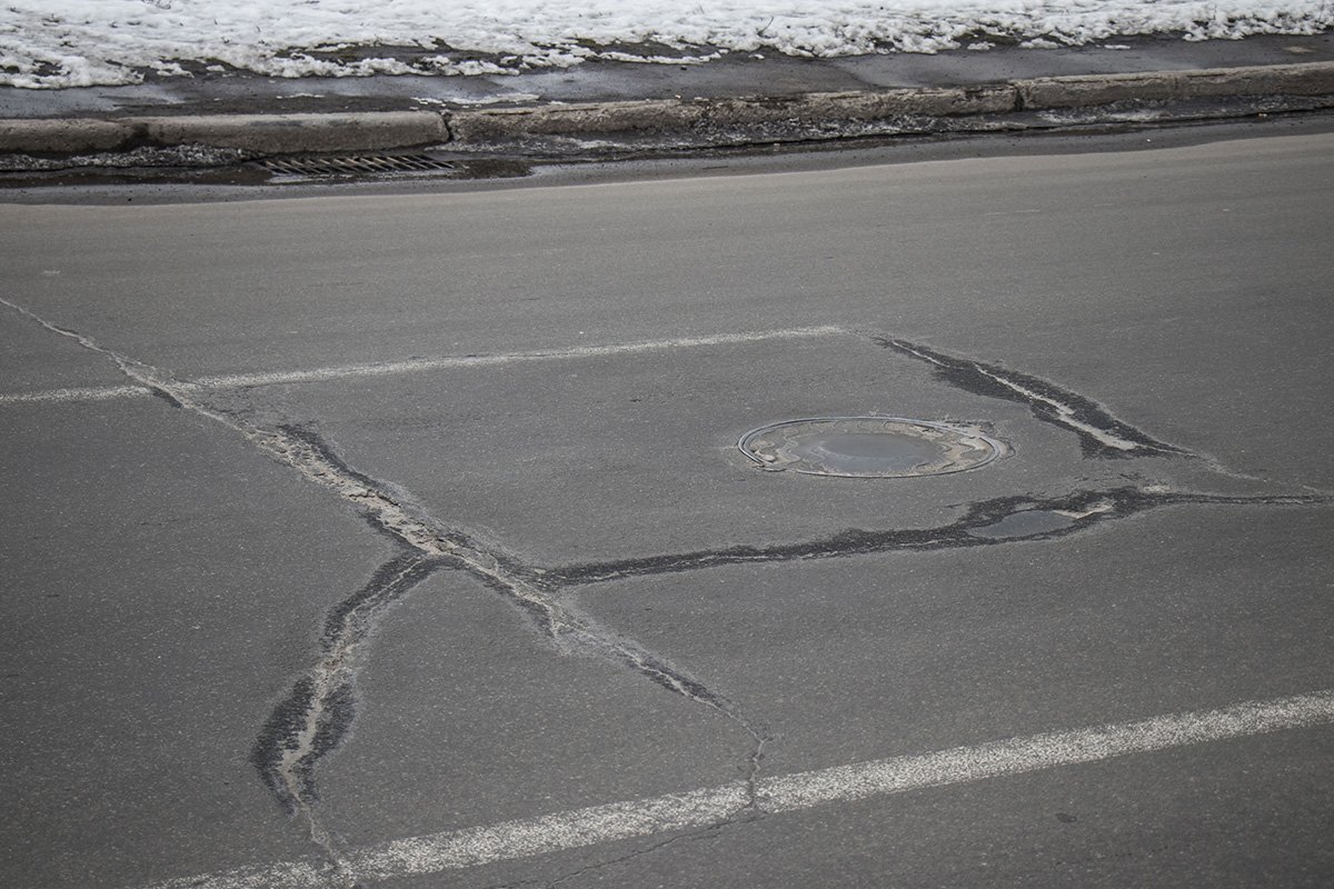 Ремонт на улице Анны Ахматовой