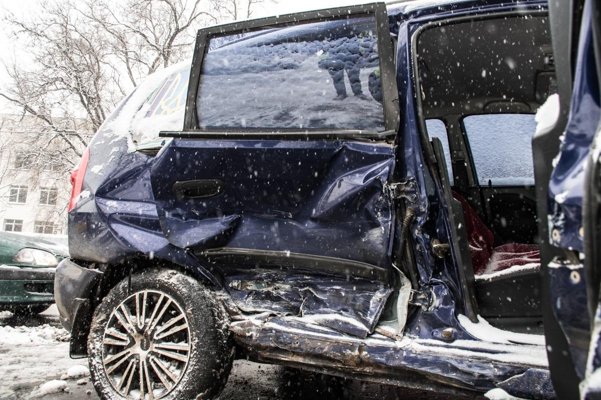 Mitsubishi вылетел к обочине