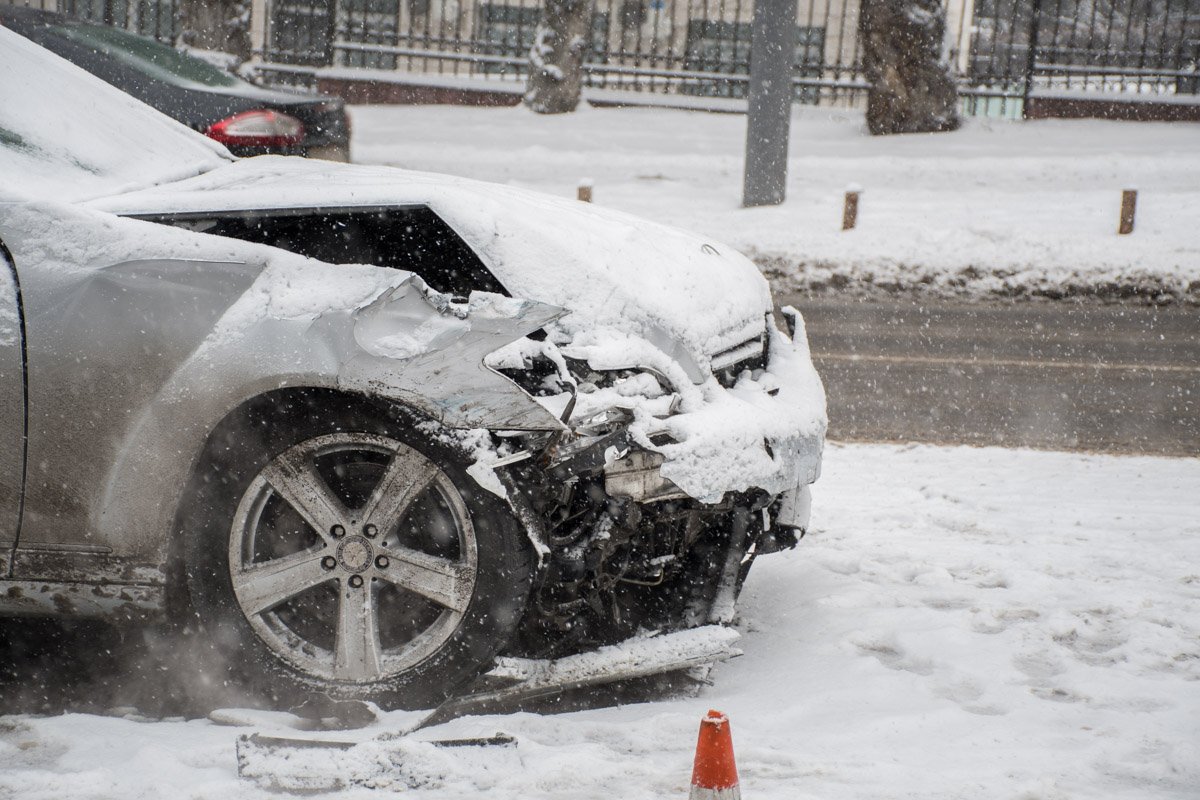 Автомобили сильно пострадали
