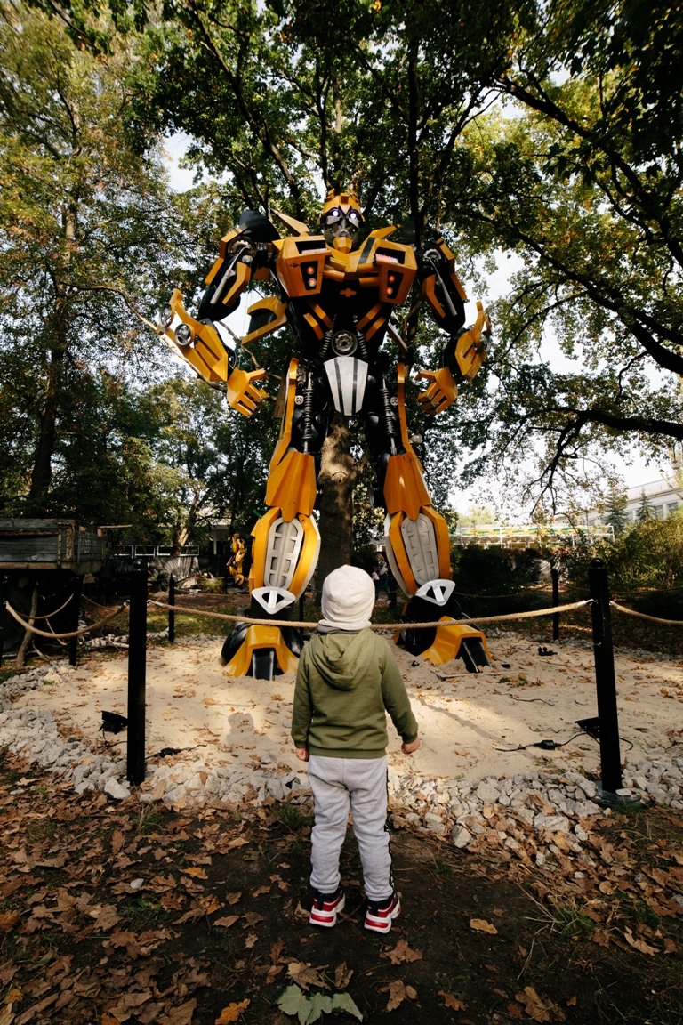 Роботы-великаны, лазертаг и пейнтбол: гид по робопарку ВДНГ в Киеве 1