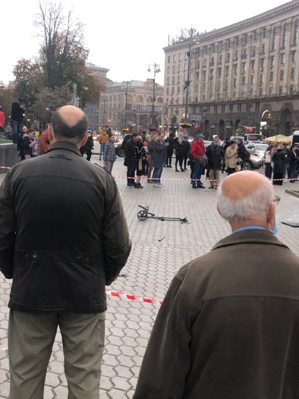 В Киеве из-за масштабного смертельного ДТП перекрыли Крещатик 4