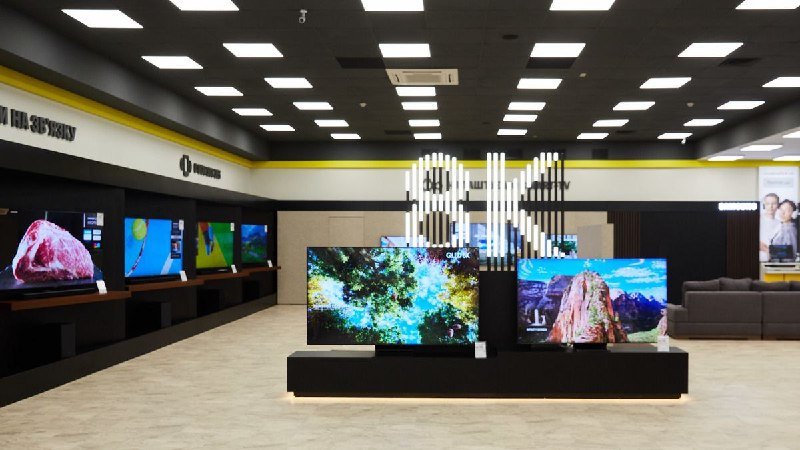 Фокстрот открыл флагманский магазин с максимальным выбором электроники 4