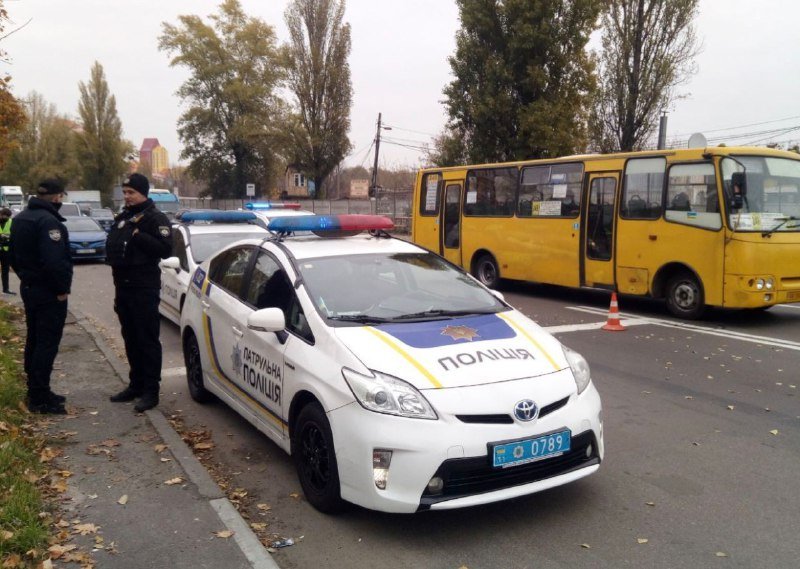 В Киеве мусоровоз насмерть раздавил мужчину посреди дороги 2